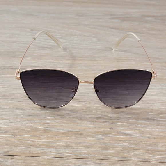 Steve Madden Accessories - Steve Madden Womens Cat Eye Sunglasses Rose Gold Metal Frame Smoke Gradient Lens